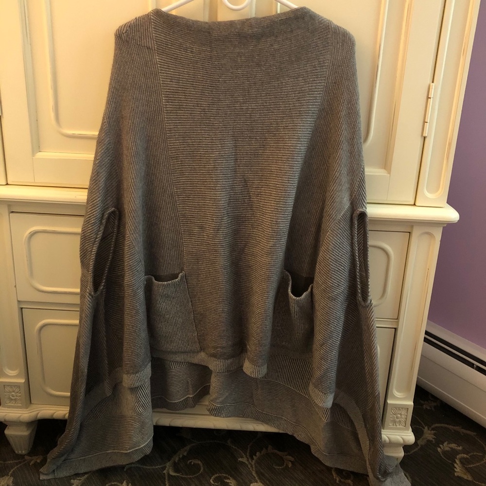 MOTH two-tone grey sweater